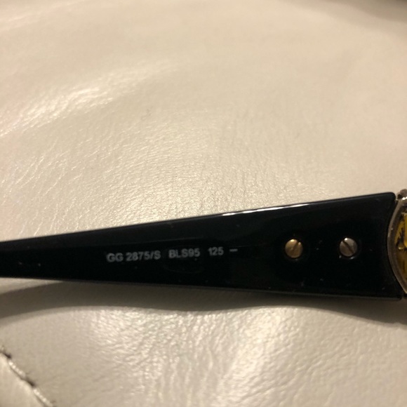 Sunglasses - Picture 3 of 4